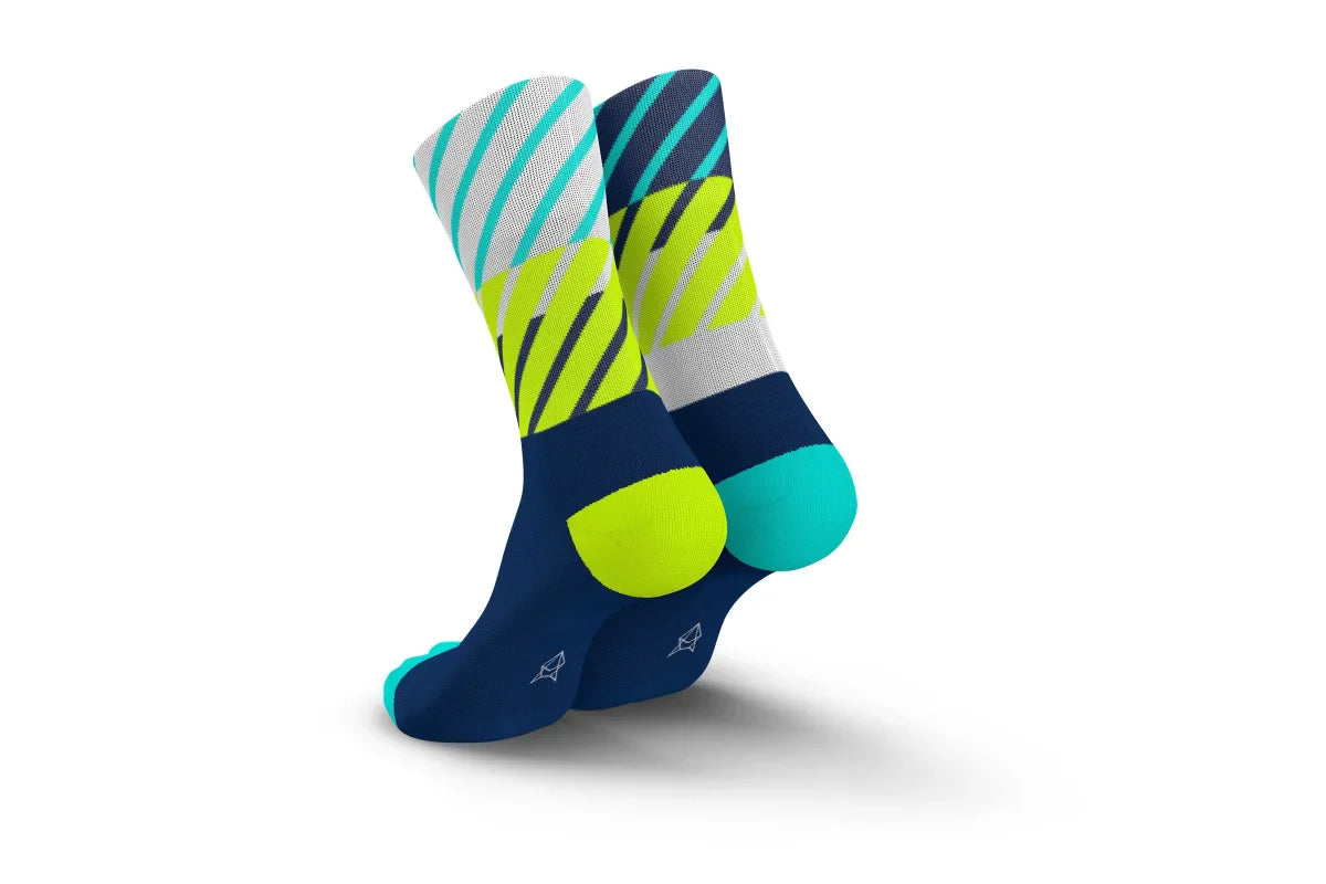Running Diagonals Navy Canary