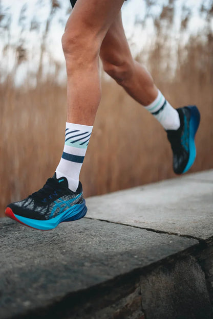 Running Disrupts Navy Blue Min